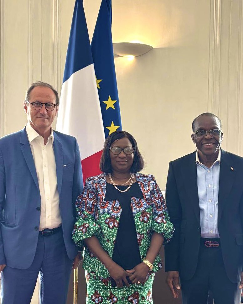 bruno_fuchs's tweet image. 🇫🇷🇬🇭 Honoré d’échanger avec @askbagbin, président du Parlement du #Ghana
Dans un contexte de rapports de force entre nations, nous partageons l’urgence d’un multilatéralisme au service de la paix, où la #francophonie est un levier pour faire vivre droit, dialogue et coopération.