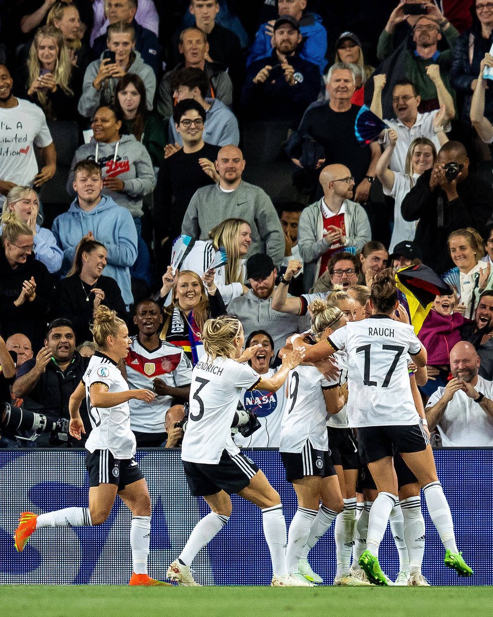 DFB_Team_EN's tweet image. Our last match against France in the Euros was a 2-1 victory in 2022 π€©
All set for a Euros rematch on Saturday π₯
πΈ Imago