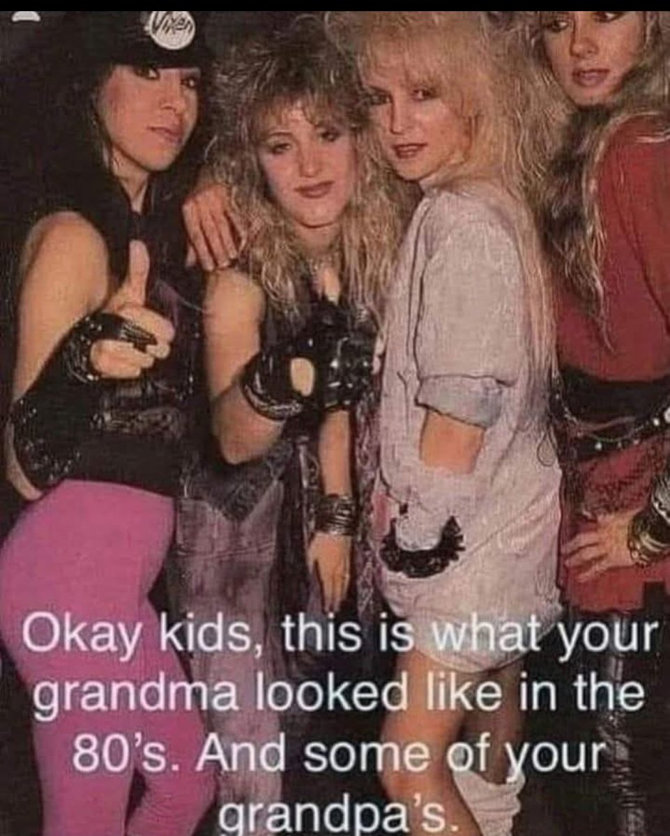 😜