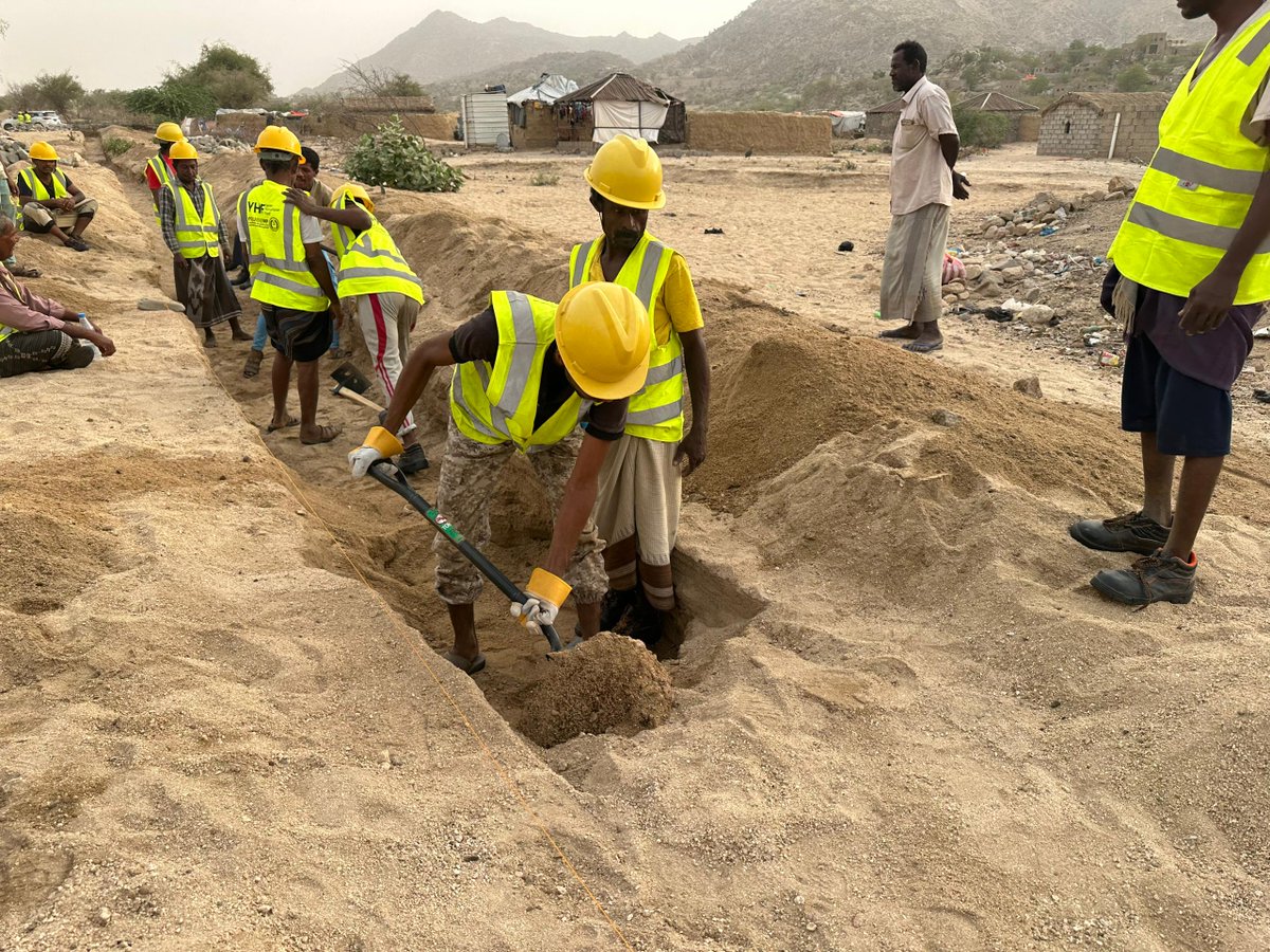 ygusswp's tweet image. With generous support from @YHF_Yemen, @YGUSSWP is implementing 3 maintenance projects in #Khayran_AlMuharraq – #Hajjah to reduce flood risks in IDP sites, engage 63 BNFs in CFW mechanism &amp;amp; enhance site safety &amp;amp; resilience.
ygusswp.org/blog/implement…
@OCHAYemen @CBPFs