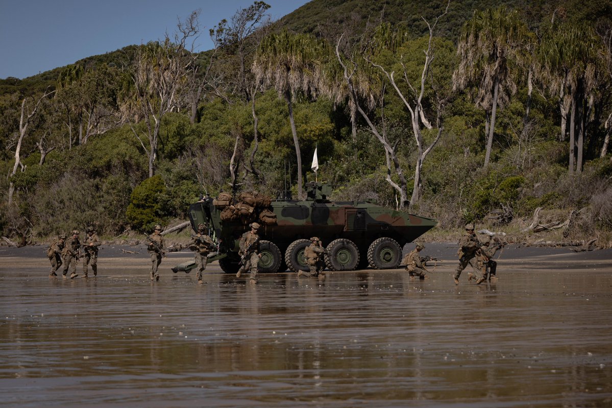 31stMeu's tweet image. 馃搷Urban Operations Training Facility, Queensland, AU, July 5, 2025.
U.S. Marines with BLT 1/7, 31st MEU, conduct a simulated amphibious assault.
(@USMC 馃摳 by Sgt. Angel Diaz Montes De Oca)
@DefenceAust @USEmbAustralia @DeptofDefense
#Marines #Lethality #Readiness #CombatReady