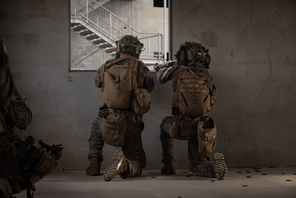 31stMeu's tweet image. 馃搷Urban Operations Training Facility, Queensland, AU, July 5, 2025.
U.S. Marines with BLT 1/7, 31st MEU, conduct a simulated amphibious assault.
(@USMC 馃摳 by Sgt. Angel Diaz Montes De Oca)
@DefenceAust @USEmbAustralia @DeptofDefense
#Marines #Lethality #Readiness #CombatReady