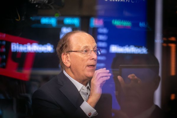 The surprising $52 billion blip in BlackRock’s solid quarter: The asset manager reported rising revenue and record assets under management, but one massive withdrawal is too big to ignore dlvr.it/TLwqdY