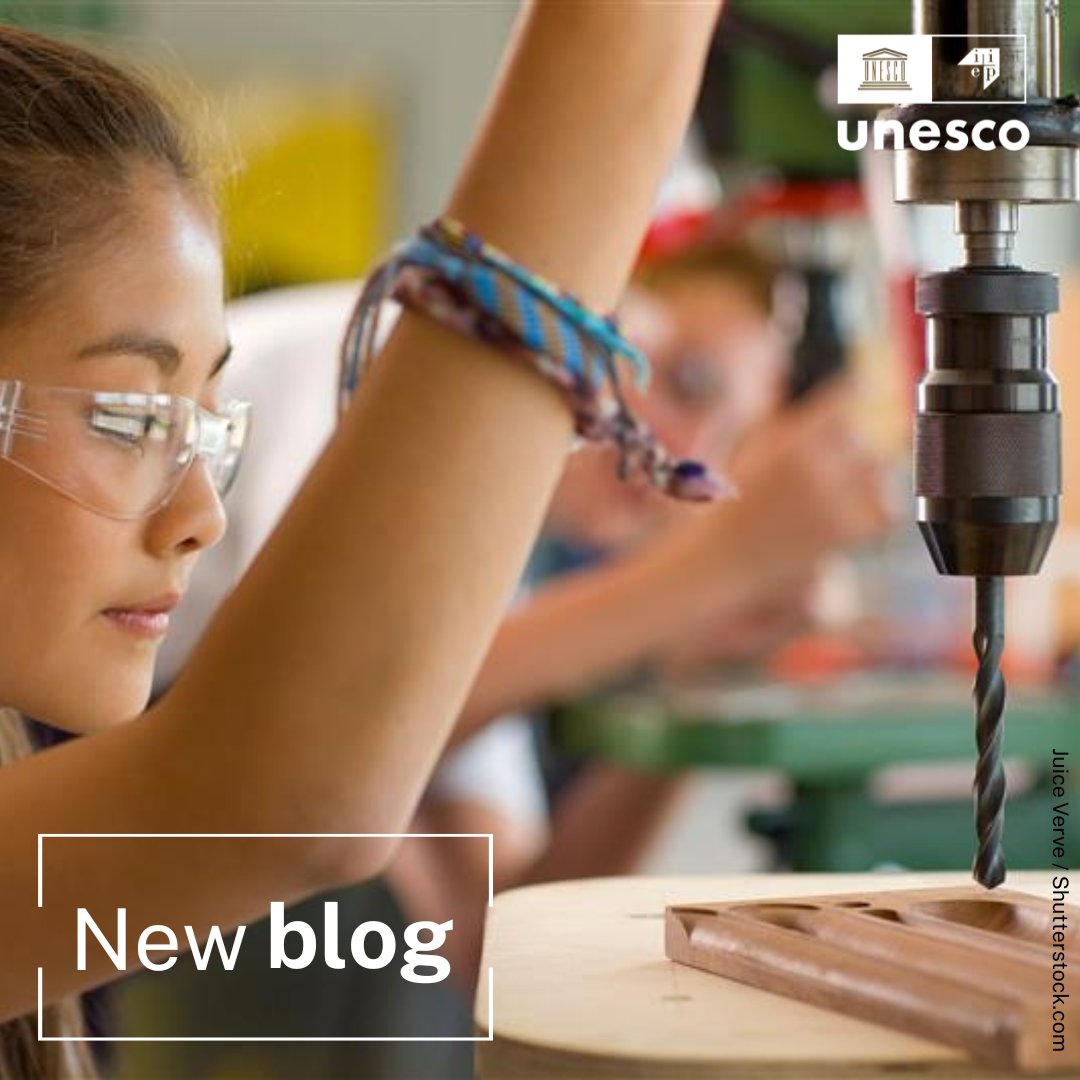 IIEP_UNESCO's tweet image. Our changing world of work calls for rethinking how education and training systems prepare young people today.
This #YouthSkillsDay, discover 4 strategic ways #AI and digital tools can help modernize technical and vocational education and training (#TVET): bit.ly/3HWE7jL