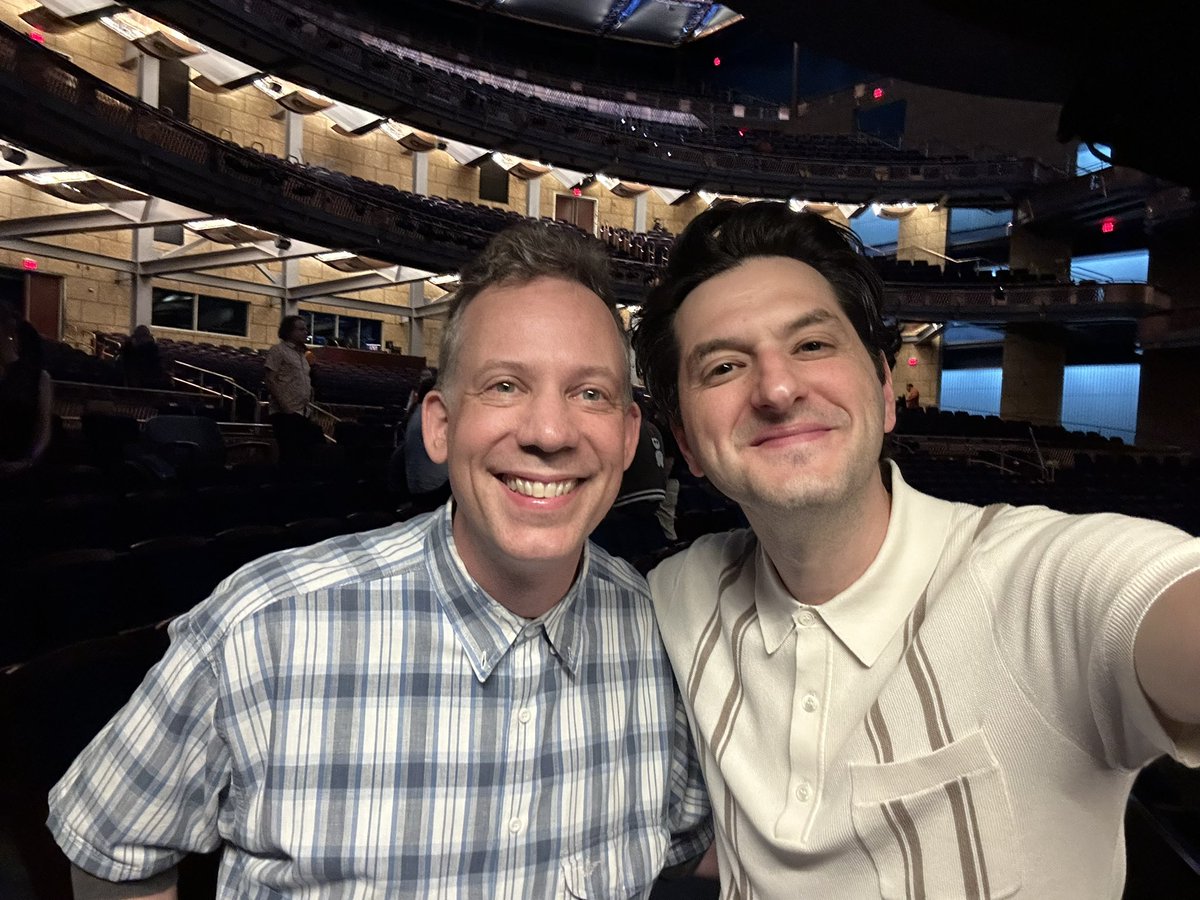 rejectedjokes's tweet image. Met the legend @RYANtheDRUMMOND at my Orlando show and he couldn’t have been nicer. What a wonderful human. I have now met three of the other voices of @sonic_hedgehog. Only a few more to go before I’ve met ‘em all!