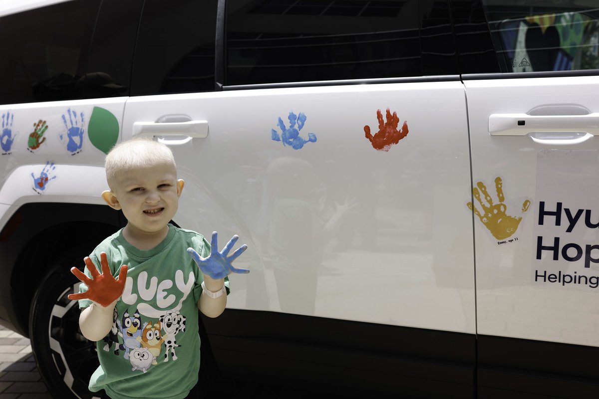 JDCHospital's tweet image. Every moment counts at Joe DiMaggio Children’s Hospital. 💖 On Social Media Giving Day, your support helps kids like Anthony bravely fight childhood cancer.
Give hope. Give life. Give back. 👐 #JDCHKids jdch.com/give-back