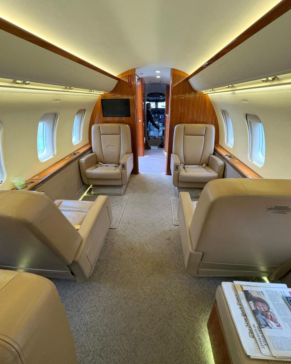 Built for supreme comfort with a spacious cabin and modern amenities, this Challenger 605 offered five passengers a luxurious and comfortable journey through the clouds. Dana from ACS Toronto arranged the charter for the short hop from Montreal to Vancouver -