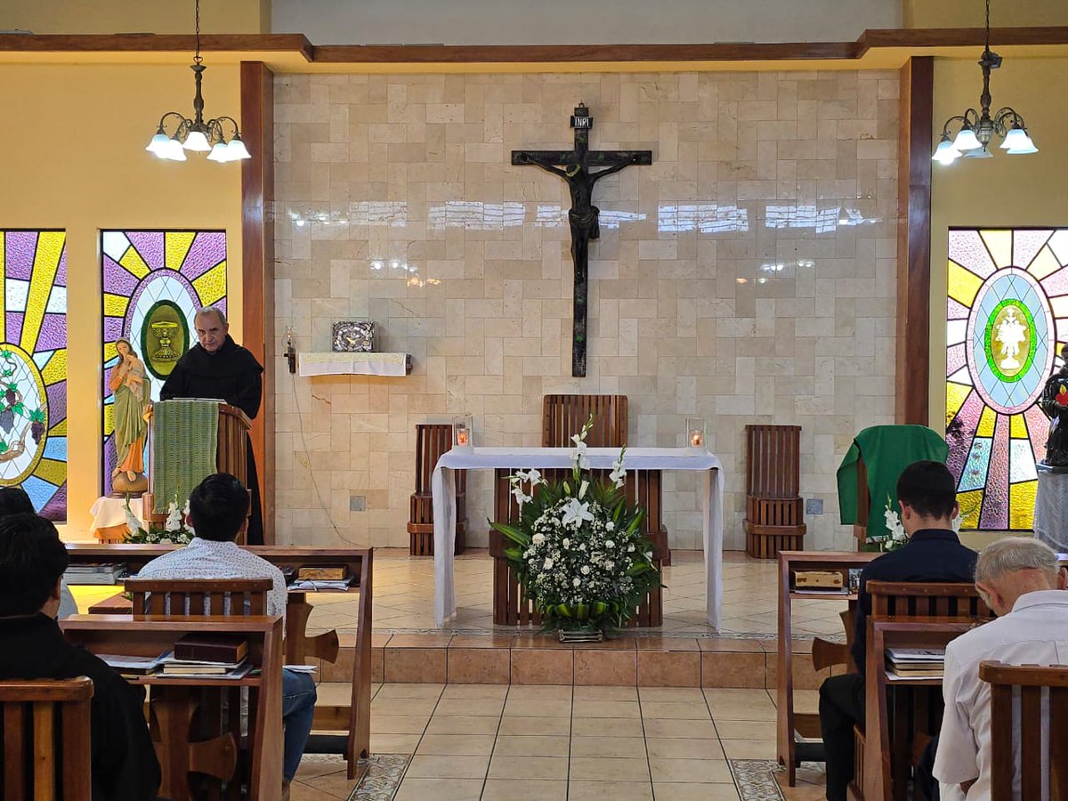 oar_candelaria's tweet photo. #FamiliaAgustinoRecoleta Ayer, 14 de junio, inició la visita de Renovación a las comunidades de la Delegación de Guatemala, 🇬🇹 en la comunidad del Seminario San Agustín, Mixco. Hoy se visitará el Colegio Agustiniano.🤲🏼 https://t.co/KmO3wurdC8