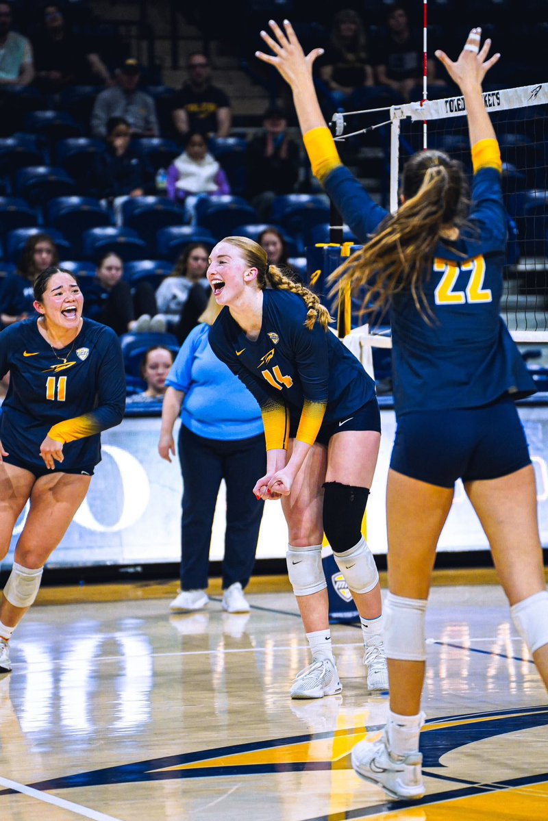 RHalter9's tweet image. It’s not a trend — it’s a movement!
✅ 470,000+ participants nationwide
✅ 21,860 fans at the 2024 NCAA Championship
✅ 1.3M+ viewers for the national title match
✅ Largest crowd for a women’s sporting event - 92,003 fans
Join today!
🎟️ utrockets.com/tickets