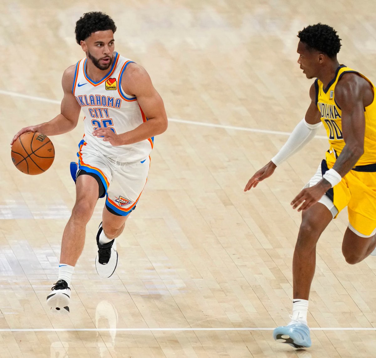 Happy Ajay Mitchell Day, Oklahoma City!

Mitchell shined bright as a second round rookie last year before injuries got in the way.

Now he has a fully guaranteed contract and is poised to be a key contributor in the rotation this season!