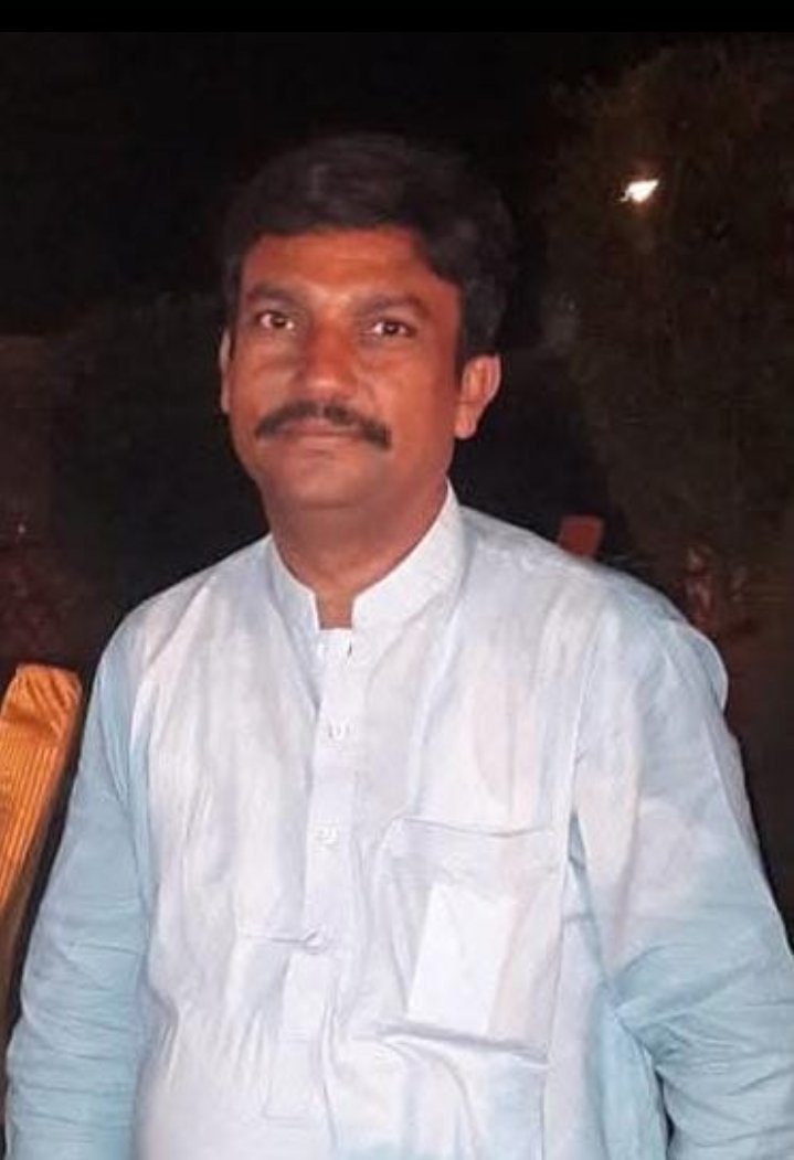 KhalidShafiqlaw's tweet image. A PTI worker facing 9th May trials for the last 26 months has died today due to heart. Last day on 14.07.2025, he was present in court the whole day with hope to be acquitted from false charges.
@aliya_hamza 
@MalikUmvi 
@OfficialShehr