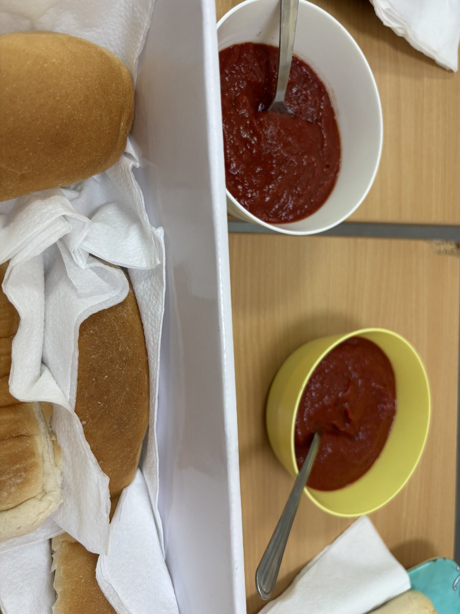 StMarysMossSide's tweet image. All hand made and delicious 🤤 get your hot dogs 🌭 here