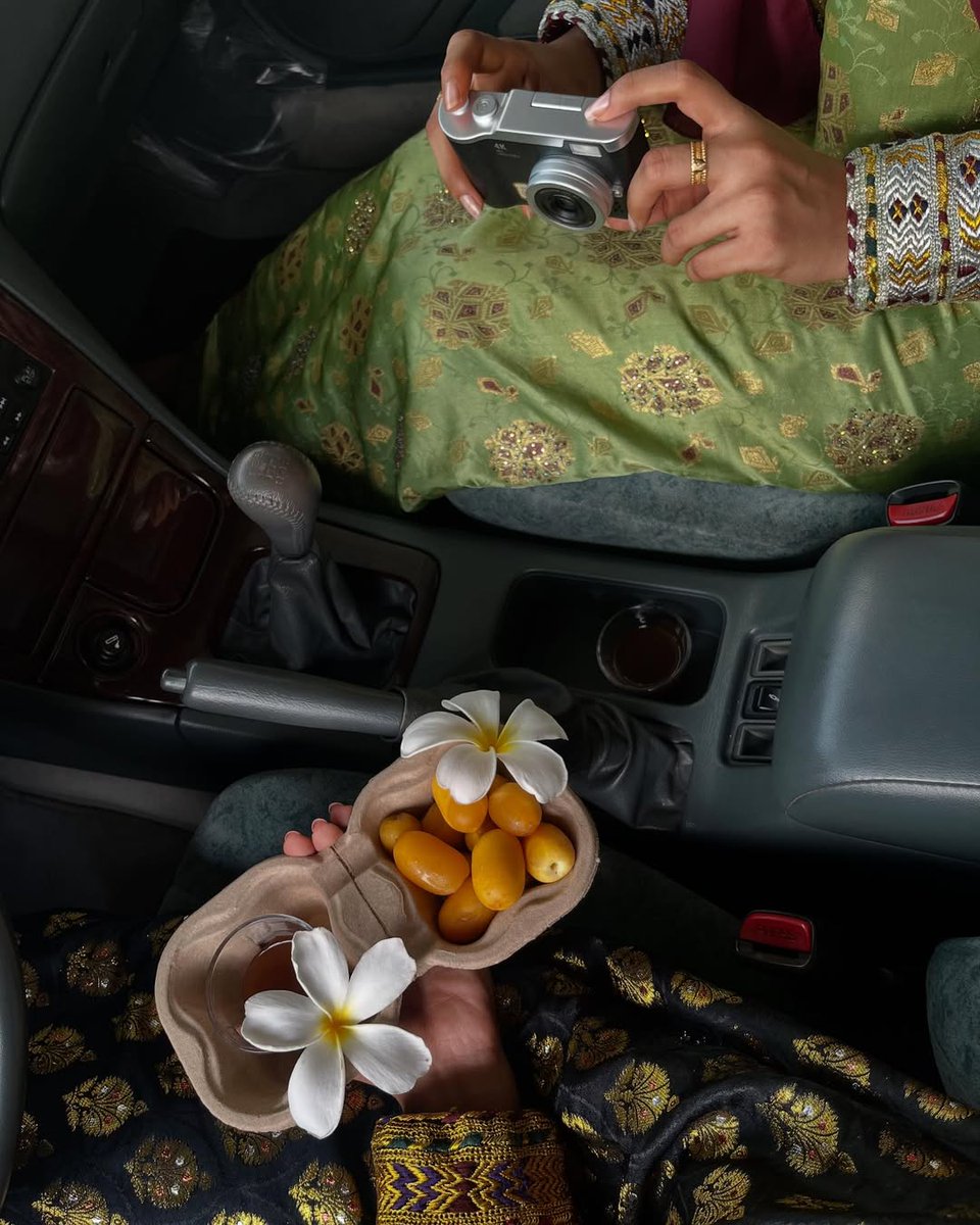 حين يجتمع سكون المساء مع دفء من نحب، تغدو اللحظات موسيقى لا يسمعها سوانا 🤍🕊️

#مساء_الخير_والسعاده
#مساء_الخير