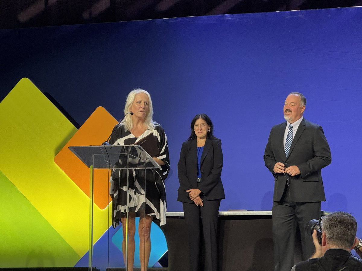 egmackey's tweet image. Congratulations to the Gene Bottoms Pacesetter School Award Winners:
District Winner:
Tuscaloosa City Schools
Technology Center Winner:
Troy-Pike Center for Technology