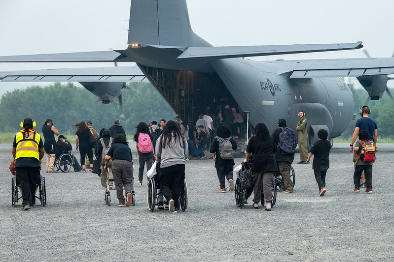 CJOC_COIC's tweet image. From July 9 to 14, the CAF provided airlift as well as liaison and coordination personnel in support of the province of Manitoba-led evacuation of more than 1,570 Garden Hill First Nation residents as part of Operation LENTUS 25-04.