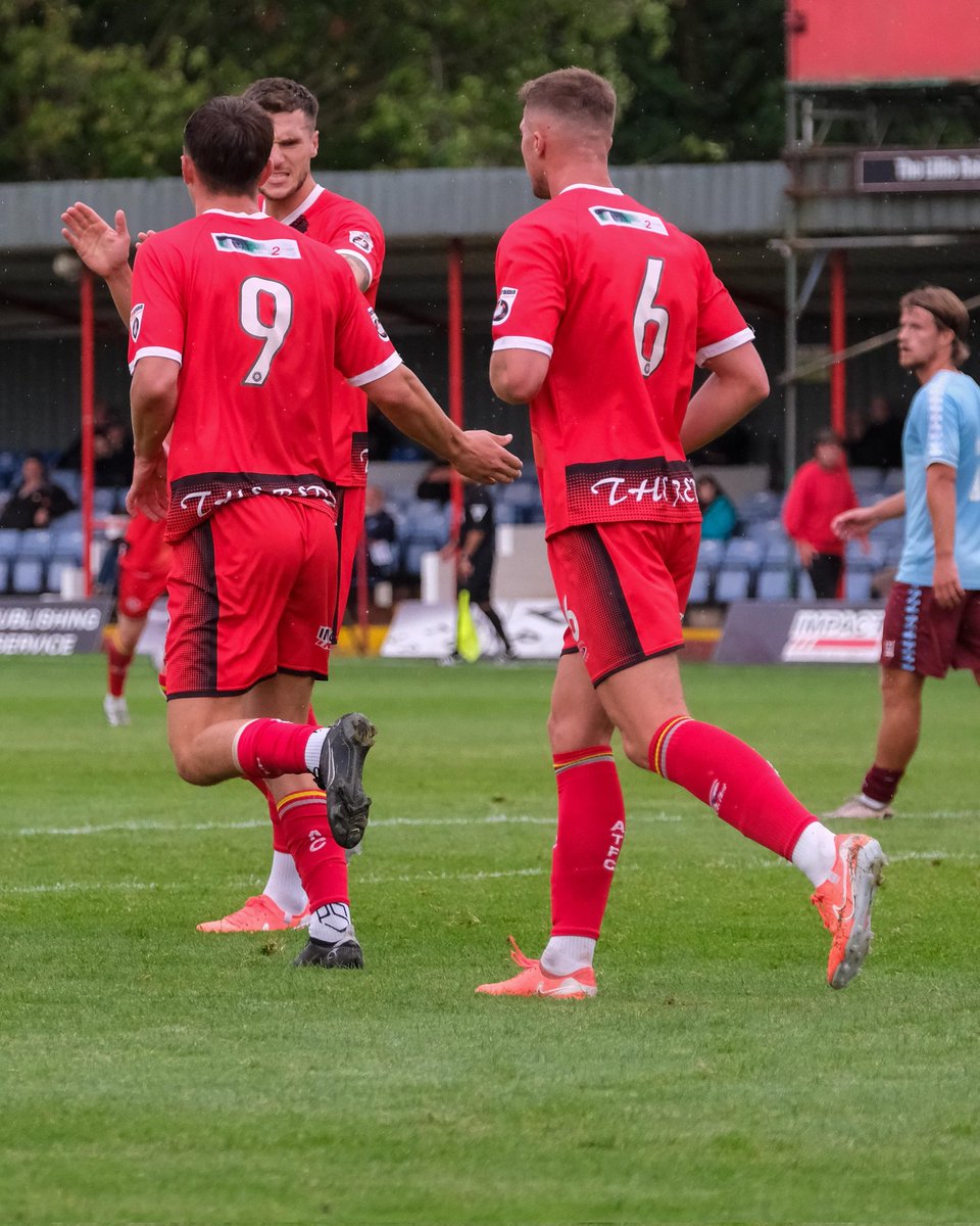 HALF TIME: <a href="/AlfretonTownFC/">Alfreton Town FC</a> 1-1 <a href="/SUFCOfficial/">Scunthorpe United FC</a> (Trialist 34; Roberts 23)

Keep battling Reds! 🔴

#ATFC | #Ofton