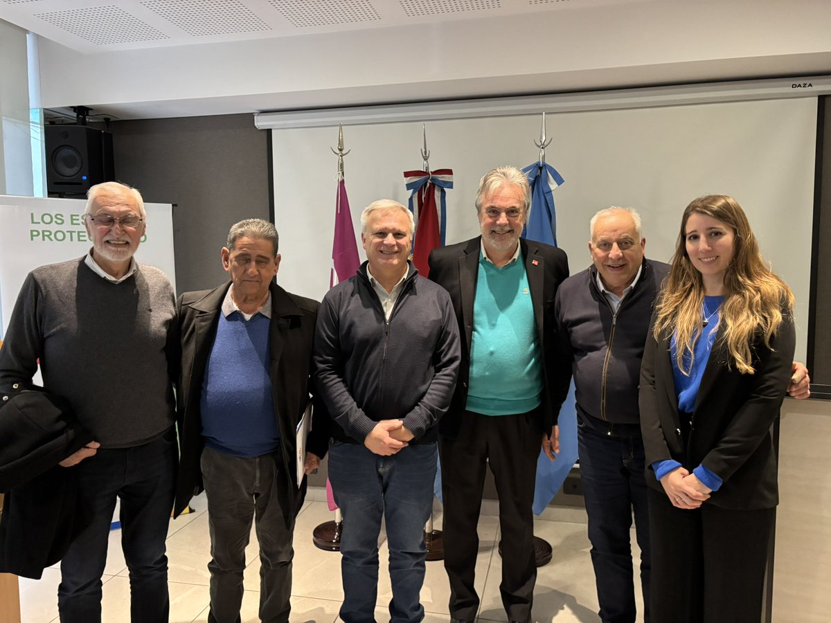 MinCoopCba's tweet image. Acompañamos a la Cooperativa de Trabajo de Vigilancia Carampagüe Ltda., en un programa de capacitaciones a sus asociados, de parte de los mejores profesionales.
Estas capacitaciones, sobre diversas temáticas, harán de sus miembros trabajadores más eficientes.
#SeguimosHaciendo