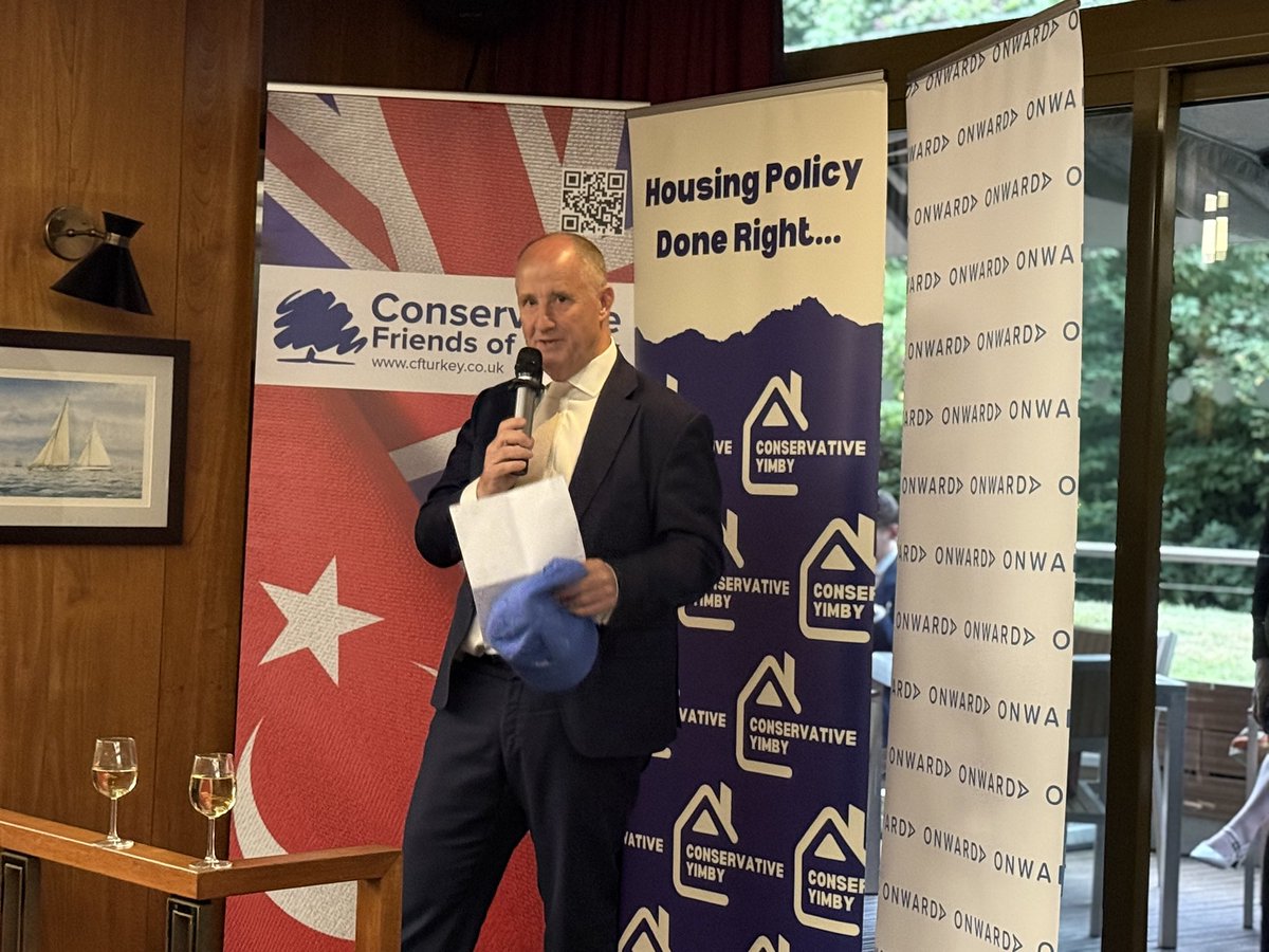 MrSimonDudley's tweet image. Good to hear @kevinhollinrake at @consyimby @ukonward event unashamedly pro housing and a YIMBY 🧢.
Quite right that abolishing mandatory housing targets and a five year land supply were mistakes.
That will never happen again with a pro YIMBY LOTO team under @KemiBadenoch 👏