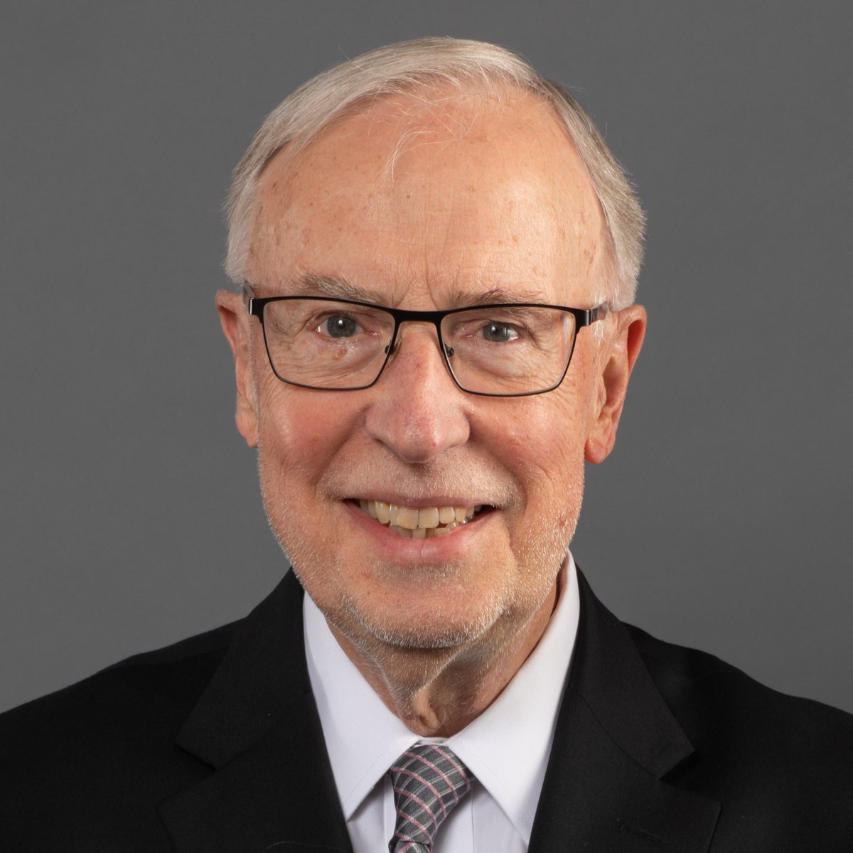 You Might Be Right Podcast (@ymbrpodcast) on Twitter photo Congratulations to <a href="/danbalz/">Dan Balz</a>, who is retiring from full-time work at the <a href="/washingtonpost/">The Washington Post</a> after 47 years! Back in Season 4 of #YouMightBeRight, Dan spoke to Govs. <a href="/BillHaslam/">Bill Haslam</a> and <a href="/PhilBredesen/">Phil Bredesen</a> about how political reporting from traditional media has changed over the decades, Congratulations to <a href="/danbalz/">Dan Balz</a>, who is retiring from full-time work at the <a href="/washingtonpost/">The Washington Post</a> after 47 years! Back in Season 4 of #YouMightBeRight, Dan spoke to Govs. <a href="/BillHaslam/">Bill Haslam</a> and <a href="/PhilBredesen/">Phil Bredesen</a> about how political reporting from traditional media has changed over the decades,