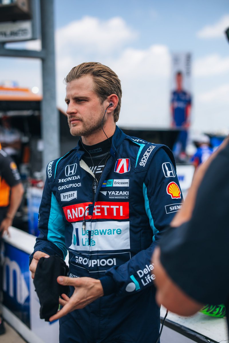 Ericsson_Marcus's tweet image. DNF in race 2 at Iowa after a tire failure. I don’t believe in luck/bad luck, but for sure things aren’t going our way right now. Only way to fix it is to work even harder and prepare even better to succeed. Toronto this weekend is a great opportunity for that. Bring it on 🤩💪🏻