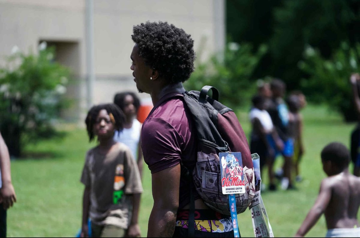 Javarious J. Griffin Jr✪ (@javariousg08) on Twitter photo What I’m doing is rare where I’m from💯 Every chance I get, to go back and give out game to help the youth I will‼️
#AGTG
#MississippiDelta
#BigManUniversity
#OutTheMud
<a href="/MacCorleone74/">Rion (Ree-un) Young</a> <a href="/Rebels247/">David Johnson</a> <a href="/LeeAnnHerringRW/">LeeAnn Herring</a> <a href="/LawrencHopkins/">Lawrence Hopkins</a> <a href="/Marcusdent93/">Marcus L Dent</a> <a href="/coach_tko/">Coach Davis</a> <a href="/blake_levine/">Blake Levine</a> What I’m doing is rare where I’m from💯 Every chance I get, to go back and give out game to help the youth I will‼️
#AGTG
#MississippiDelta
#BigManUniversity
#OutTheMud
<a href="/MacCorleone74/">Rion (Ree-un) Young</a> <a href="/Rebels247/">David Johnson</a> <a href="/LeeAnnHerringRW/">LeeAnn Herring</a> <a href="/LawrencHopkins/">Lawrence Hopkins</a> <a href="/Marcusdent93/">Marcus L Dent</a> <a href="/coach_tko/">Coach Davis</a> <a href="/blake_levine/">Blake Levine</a>