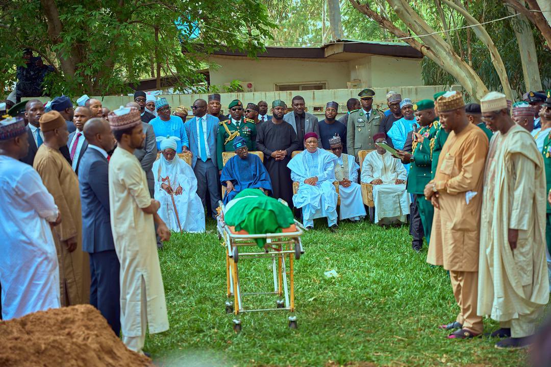 nifemioguntoye's tweet image. Farewell, President Muhammadu Buhari. Now your watch has ended. Nigeria remembers and History will write the final chapter.
#BeyondTheHeadlines