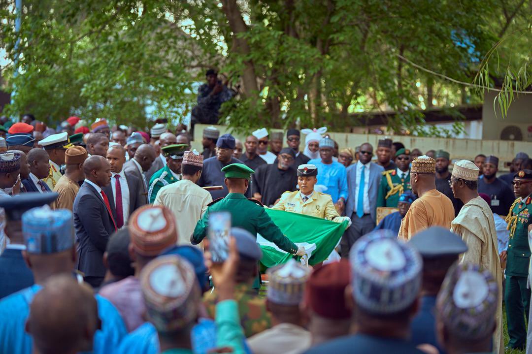 nifemioguntoye's tweet image. Farewell, President Muhammadu Buhari. Now your watch has ended. Nigeria remembers and History will write the final chapter.
#BeyondTheHeadlines