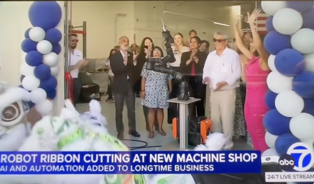 AMBayArea's tweet image. Congratulations to AMBayArea Member Silicon Valley Elite Manufacturing and Christine Holly Ngo on the grand expansion event this past Friday, which kicked off with a robot ribbon-cutting!
linkedin.com/feed/update/ur…
#BayArea #Manufacturing