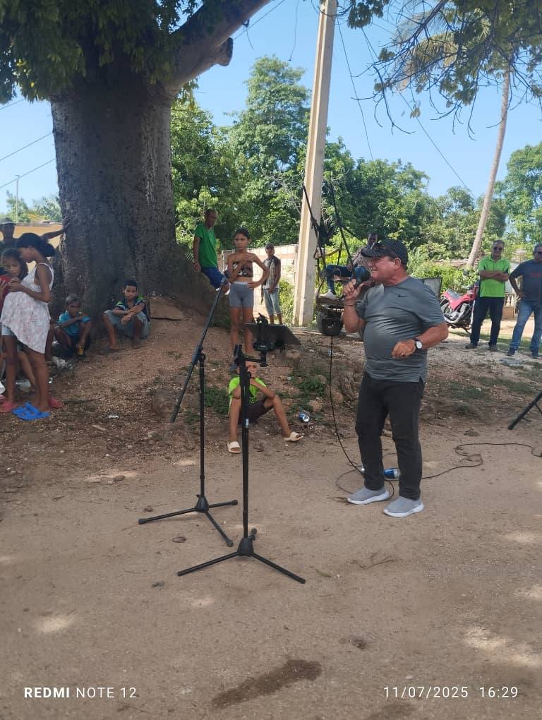 elioartex's tweet photo. Guerrilla  Cultural de Artex Matanzas en su tercera edición, desde el Consejo Popular Canimar, Finca  El Fundador, llevando la cultura cubana hasta cada barrio.
#VeranoSiempreJoven
#SomosArtexMatanzas https://t.co/E60I6QijrS