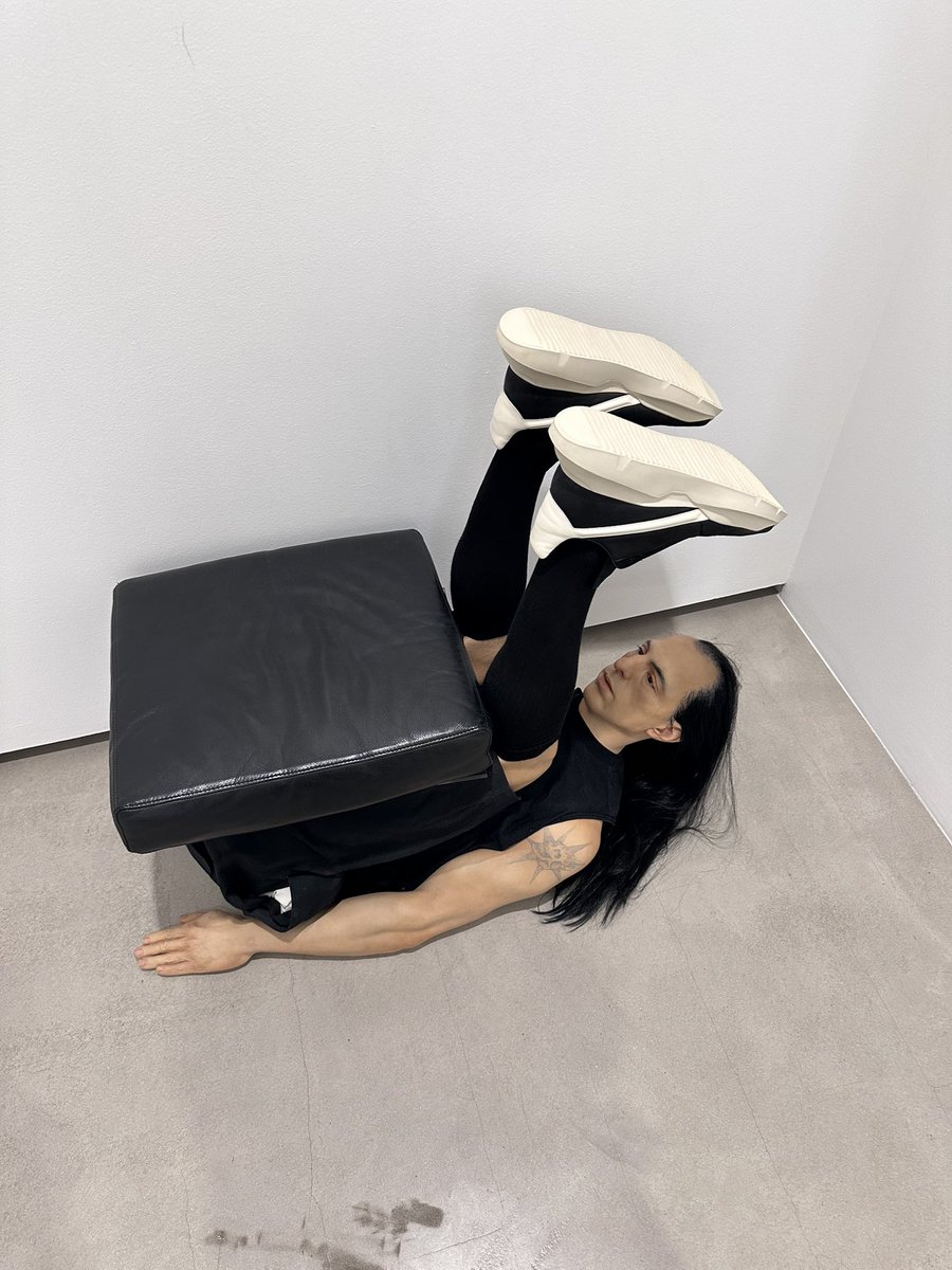 Imbehindmyhead tweet media