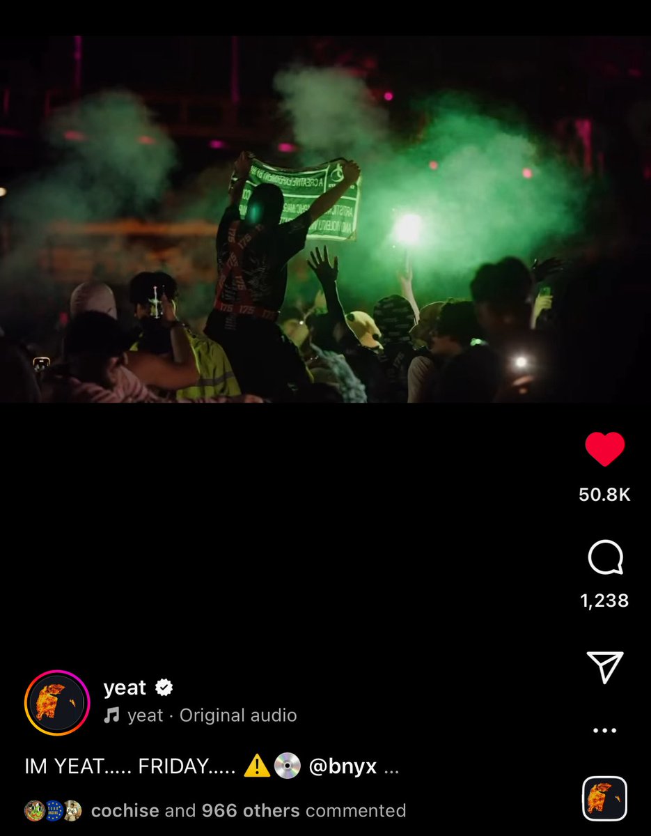 02jrr_'s tweet image. Being in a yeat reel wasnt on my july card