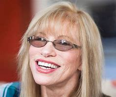 Carly Simon in the mix tonight along with Natalie Merchant, KhakiKid, Plan B, Tolu Makay, Ron Sexsmith, Randy Newman, Fontaines DC and an oriental mix featuring Kyu Sakamoto &amp; The King of China's Daughter.
rte.ie/johncreedon 8-10pm.