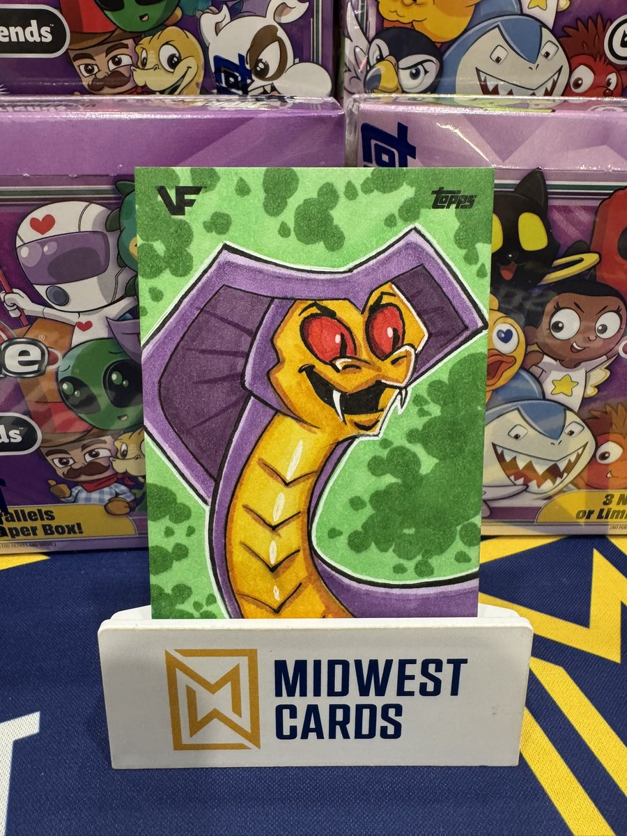 Midwest_Cards's tweet image. Anyone like sketch cards? Here’s some from our last break of VeeFriends!
