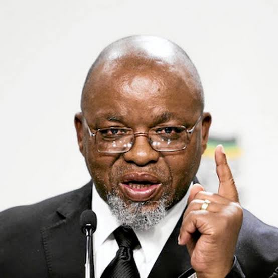 officialtwinny's tweet photo. The new minster of Police. 

Gwede Mantashe https://t.co/fgSDoW1PSc