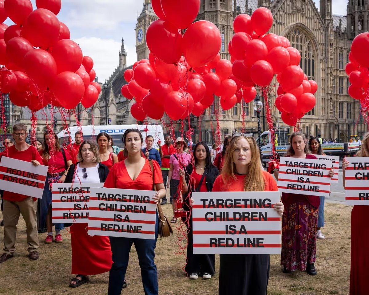 Penalosa_G's tweet image. UNICEF statement: ‘Unimaginable horrors’: more than 50,000 children reportedly killed or injured in the Gaza Strip.'
Cities for children? Please, demand your gov. to stop supporting this genocide.
Do it for 2 year old Alma in Gaza City, for the many thousands children murdered.
