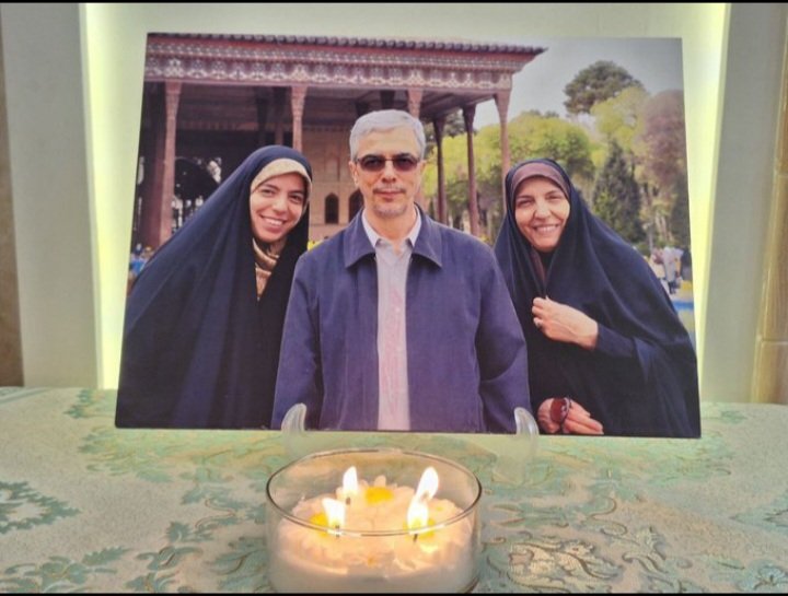 yafateme95's tweet image. عاقبت بخیری اگر تصویر بود 🇮🇷🥀
شادی روح مطهر خانواده شهید باقری صلوات
#ملت_فداکار
#لبیک_یا_خامنه_ای