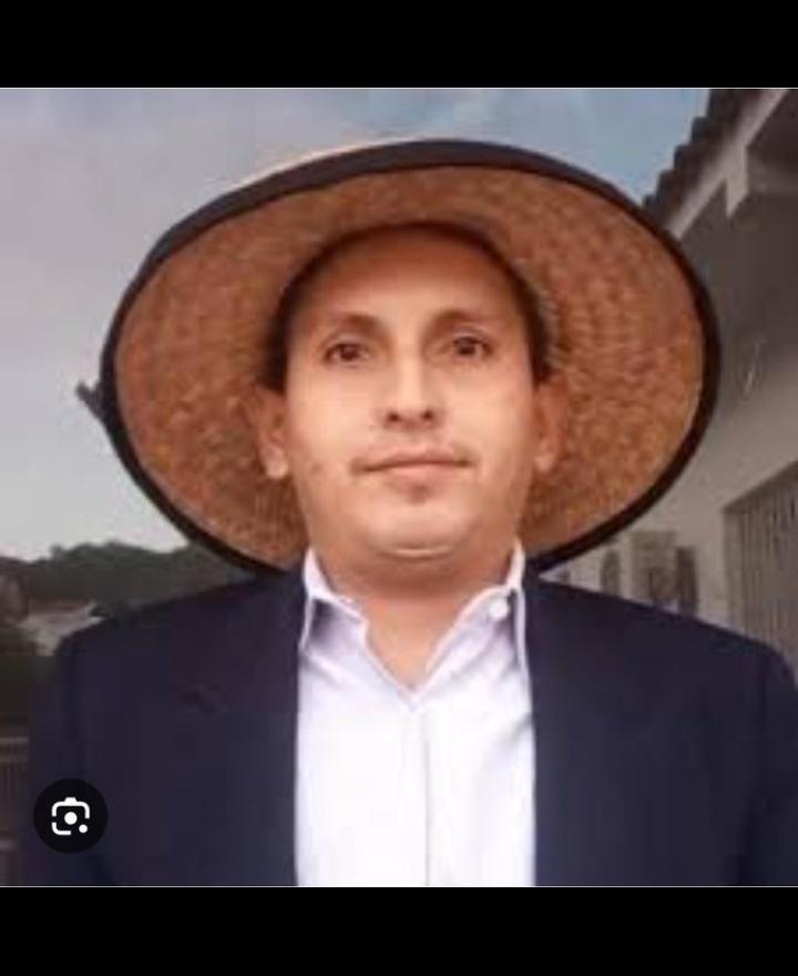 Dicen que Carlos Azuaje en el show de juicio q le hizo la tiranía

Gritó q la juez y fiscal como autoras de violaciones graves de sus derechos, Azuaje se mantuvo firme e Indicó q eso era un circo de jueces y fiscales corruptos, los presentes quedaron atónitos con su valentía

💪