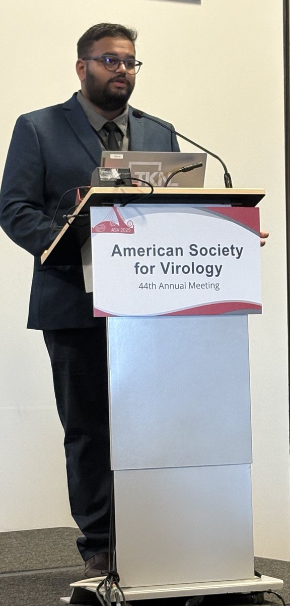 sci_questions's tweet image. Sauhard from the lab absolutely aced his presentation today at #ASV2025 meeting. His first international meeting. So proud. #LoveVirology #LZCI @Shri_Sauhard 👏🏾
