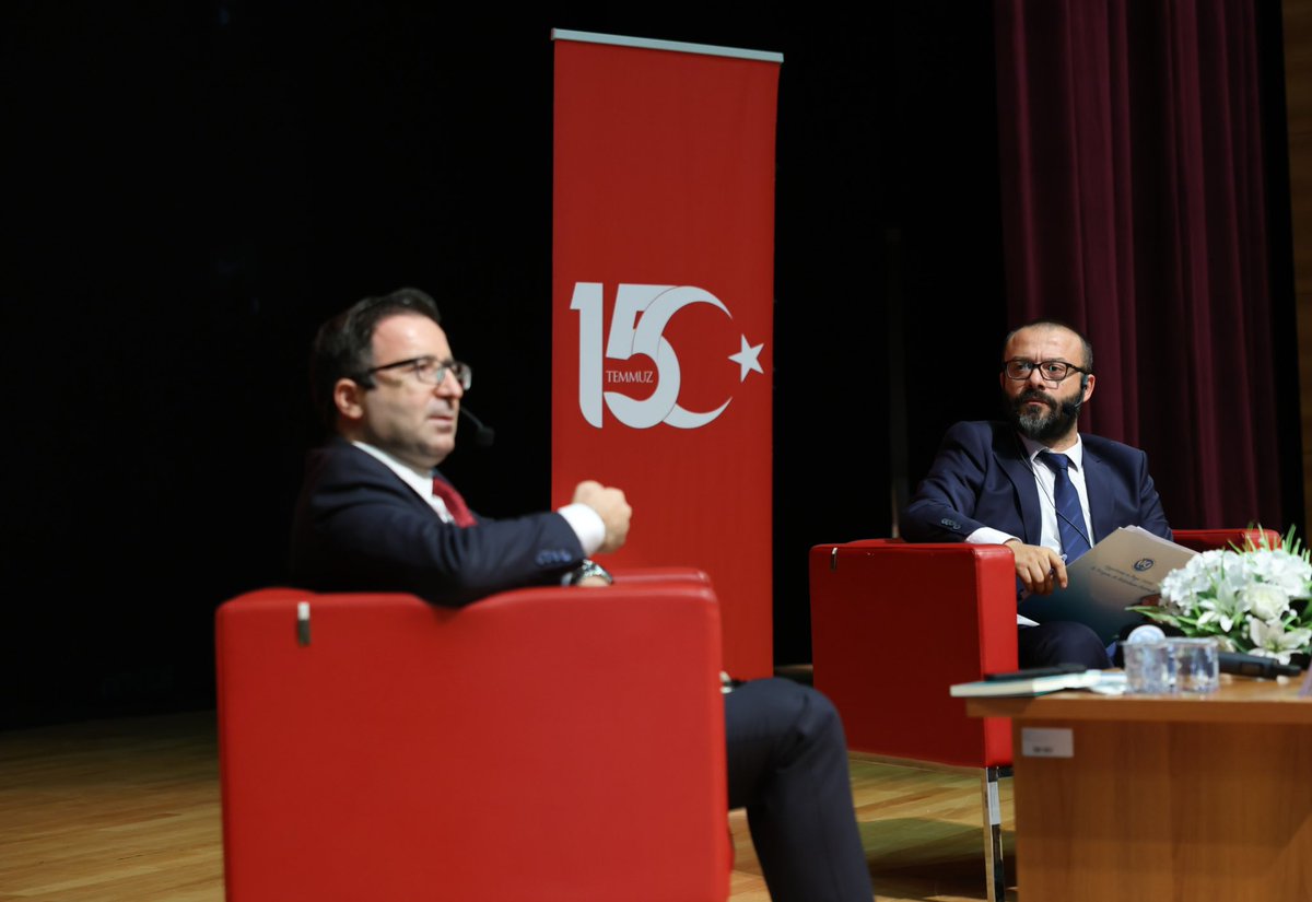 _MehmetOzkan's tweet image. #Kayseri Üniversitesi bünyesinde yapılan #15Temmuz konferansında Küresel Açıdan #15Temmuz'u anlattım.
#Kayseri şehir protokolü ve diğer bütün katılımcılara ilgi ve alakaları için teşekkür ederim. Ev sahibi Rektör @ProfKaramustafa hocam ve ekibi her zamanki gibi mükemmeldi.…