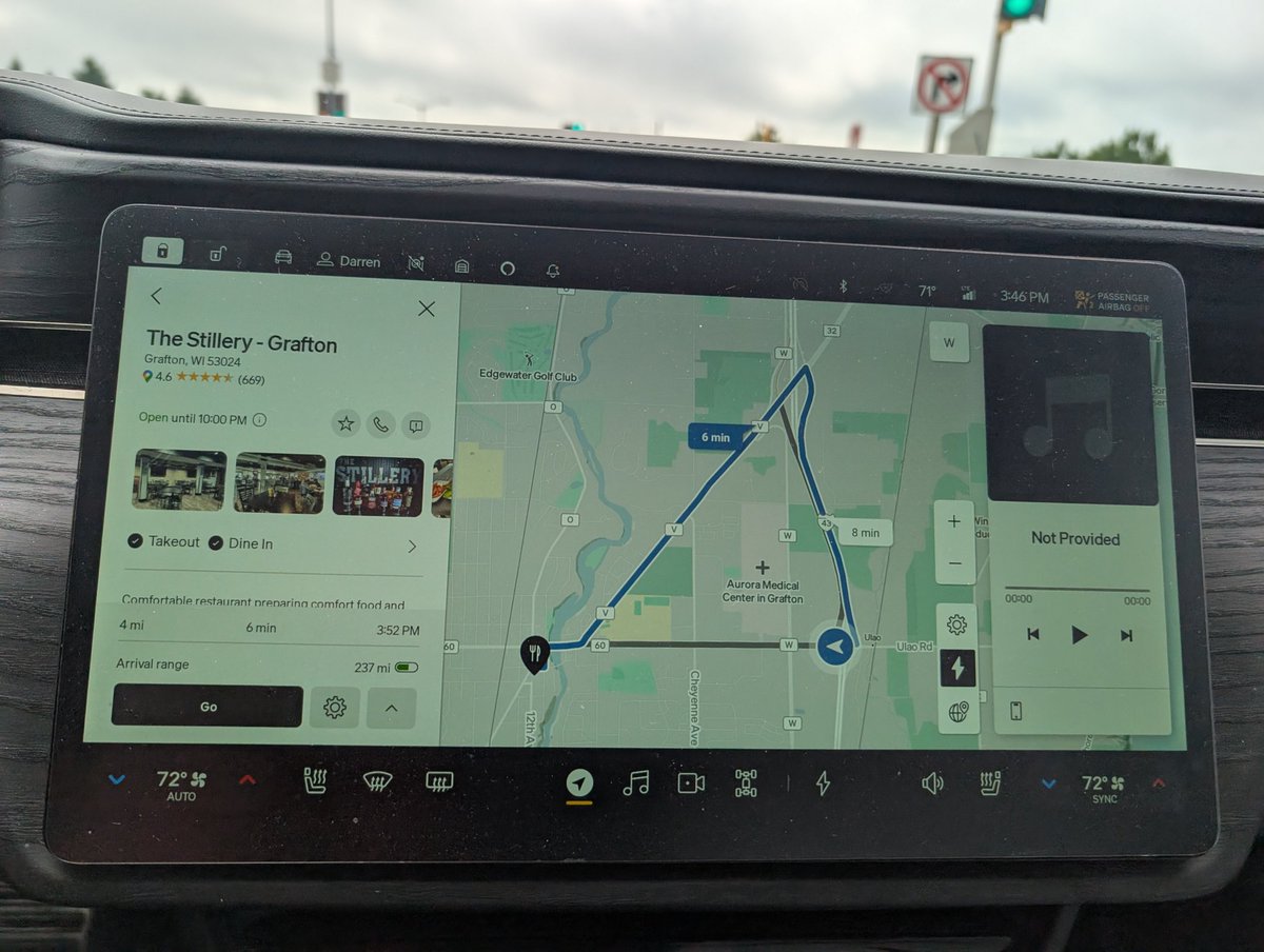 darren_fisher2's tweet image. This is Rivian maps pre-Google Maps update comedy gold 😂
