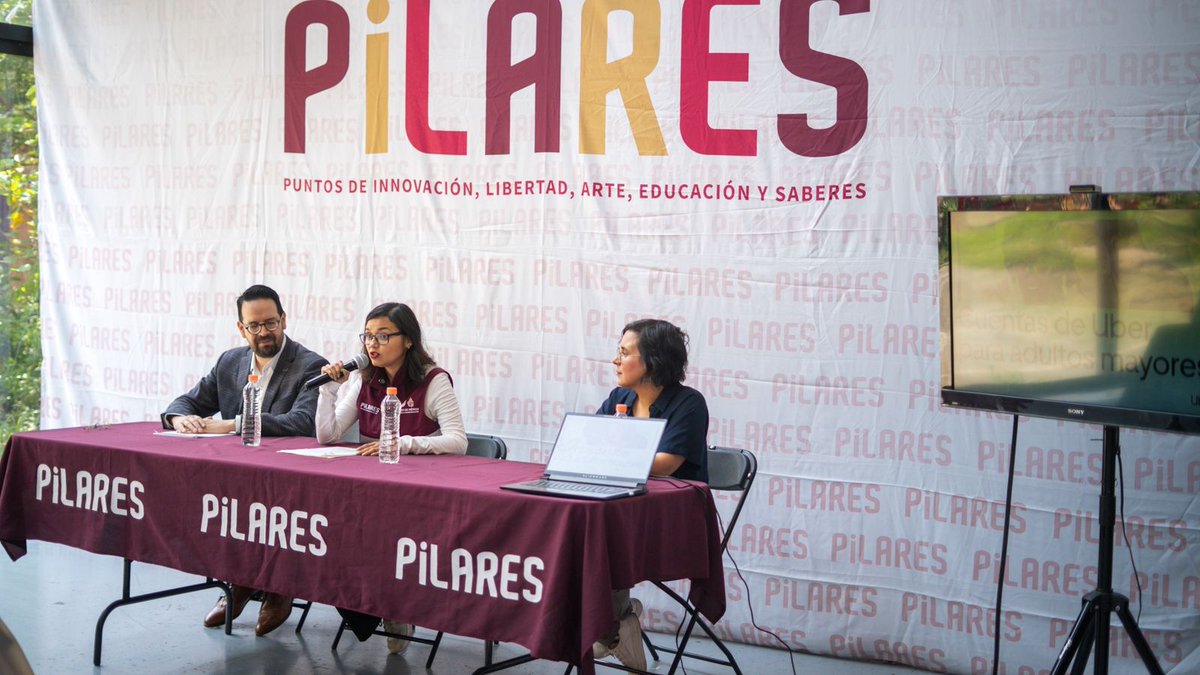CdmxPilares's tweet photo. ¡Una alianza que conecta a las personas mayores con la ciudad, a través del uso de la tecnología!
Hoy dimos un paso importante por la autonomía digital en #PILARES con @Uber_MEX.📲👵🏽
#ReconectaEnPILARES https://t.co/7rBEcx7AXj