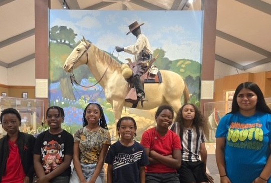 CISHeartofTX's tweet photo. Last past week, some of our students in the CYD program were able to visit the @TXSTATECAPITOL and the Texas Rangers Hall of Fame &amp; Museum. These field trips help students learn about leadership and Texas history. Visti https://t.co/Guihjwio2k #BeingPresentMatters https://t.co/h3e4Knc9kJ