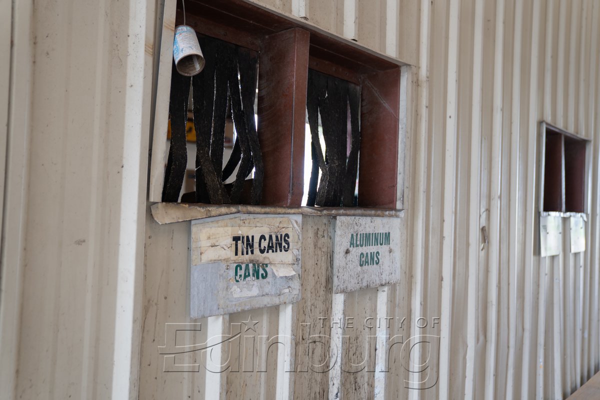 Need to get rid of bulky recyclables? Swing by the Edinburg Resource Recovery Center at 3102 S. US-281 BUS! Our easy drive-thru setup lets you drop off cardboard, paper, cans, plastics (#1 and #2), motor oil, glass, and more — all in one quick stop. ♻️
