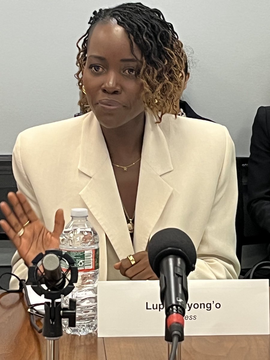 dberrygannett's tweet image. Lupita Nyong’o joined members of the Congressional Black Caucus and advocates to talk about efforts to boost funding for fibroid research. Black women are disproportionately impacted by the health issue. @TheBlackCaucus, @Lupita_Nyongo, @FibroidFoun