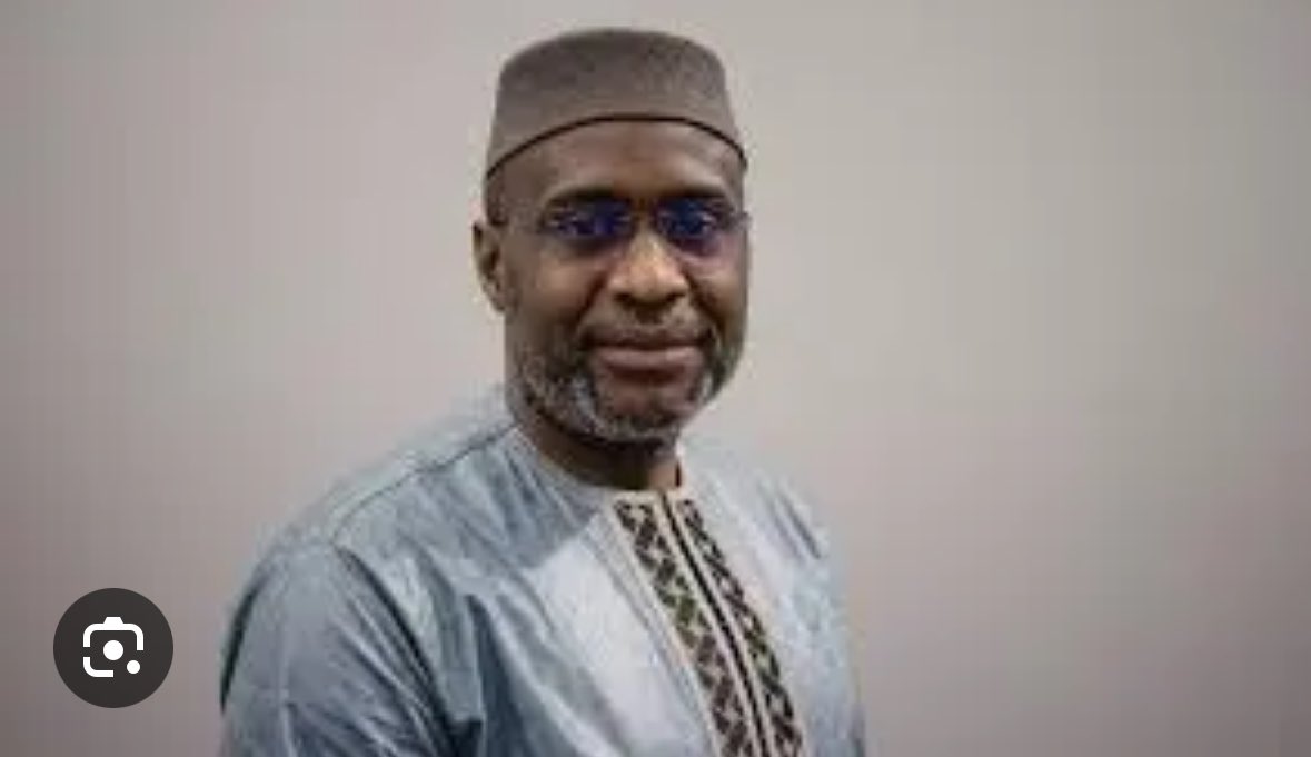 sergedanielinfo's tweet image. #Mali-Justice/ Fin ce 15/7 à 18h20 TU de l’audition à la Brigade des Investigations Judiciaires de Bamako de l’ex PM malien Moussa Mara au sujet d’un de ses tweets. Le Procureur de la Commune 4 a instruit de le laisser rentrer chez lui. Demain 16/7 il sera présenté au parquet.