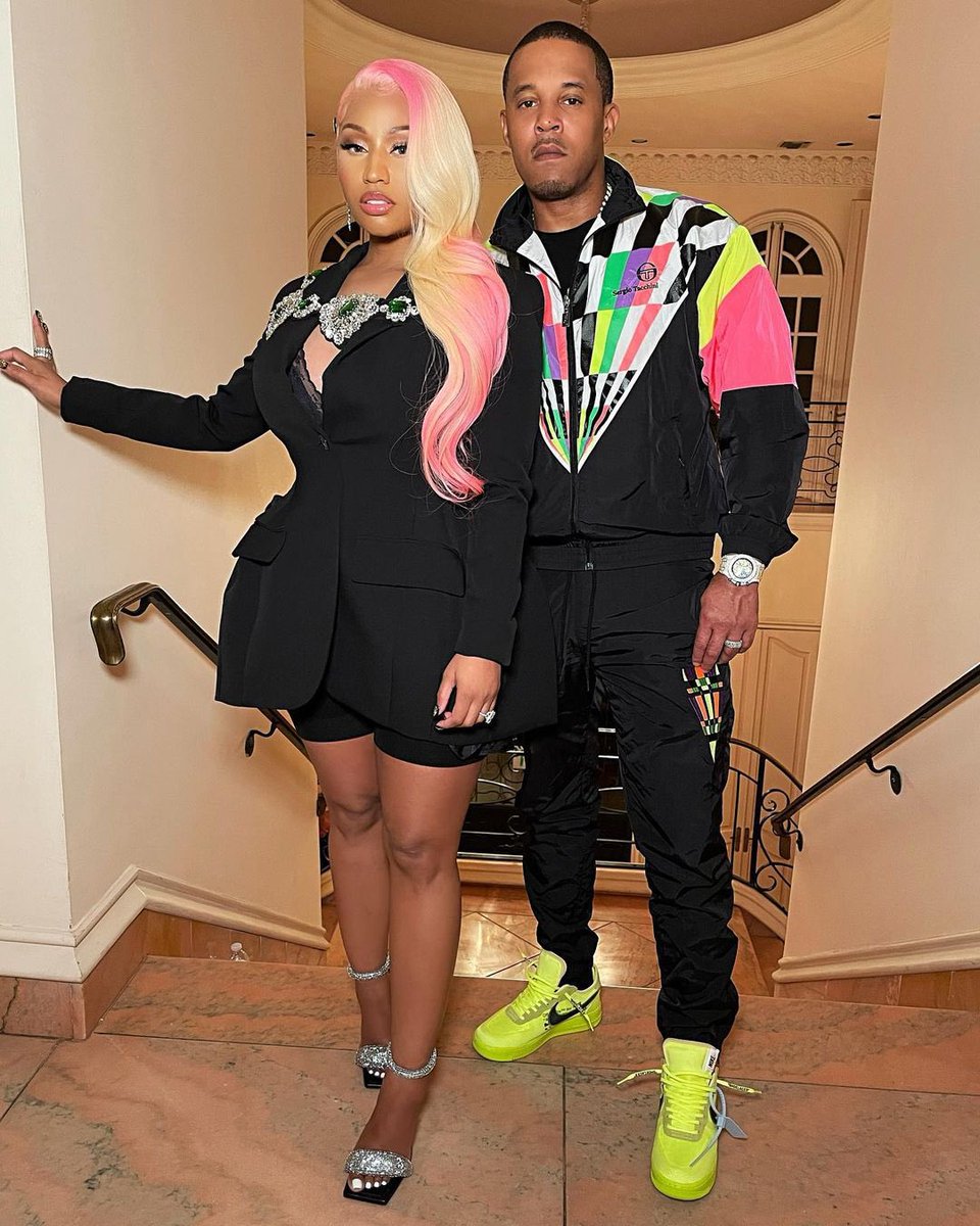 chrismarrquez's tweet image. they’re LITERALLY barbie &amp;amp; ken.