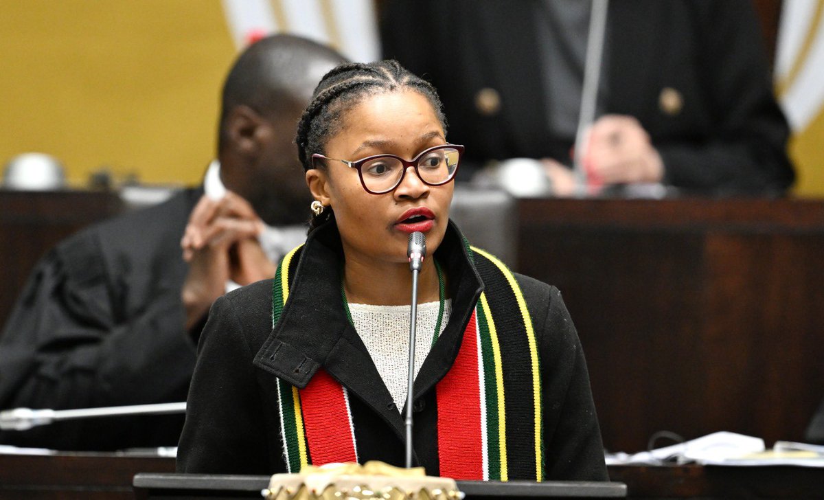 Today, we joined the Deputy Speaker as part of the South African parliamentary delegation in a bilateral engagement with the Vice President of the National Assembly of Vietnam. 🇿🇦🤝🇻🇳
We also declared our support of the Draft SADC Protocol on the Regional Parliament in the house.