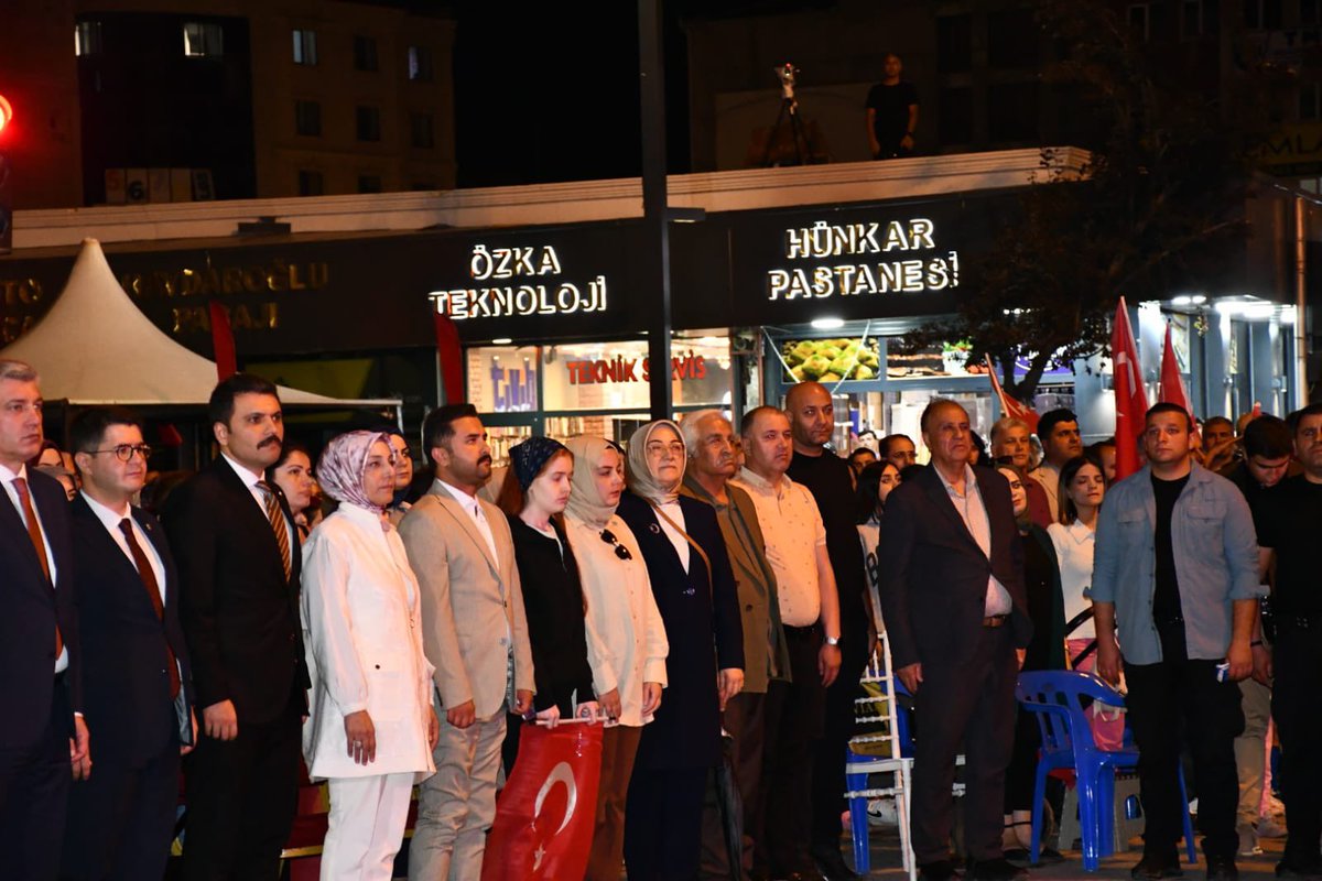 15 Temmuz Demokrasi ve Millî Birlik Günü programına katılım sağladık. Bu vesileyle tüm şehitlerimizi rahmetle anıyor, gazilerimize sağlık, sıhhat ve afiyet diliyoruz.