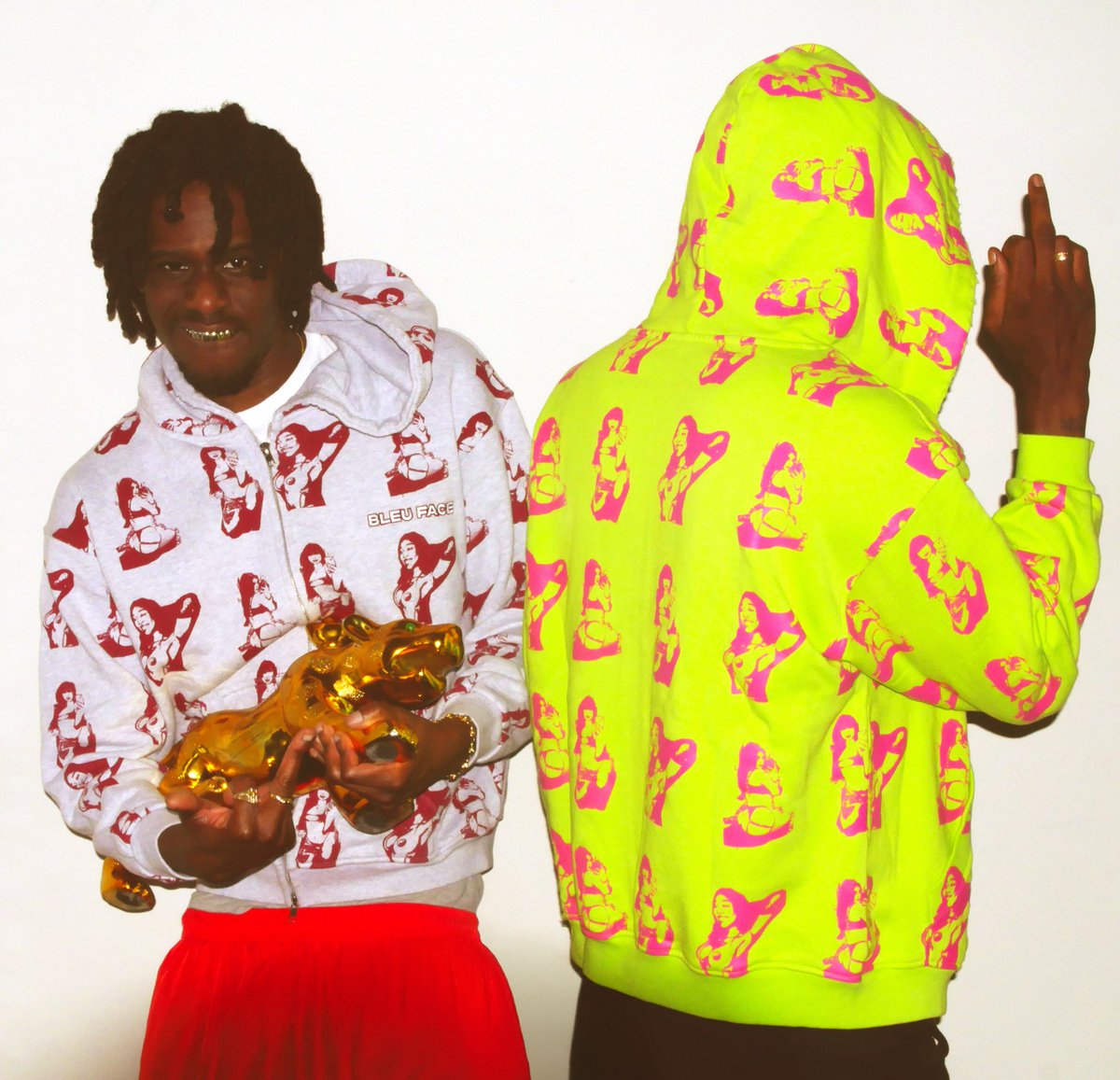 MRBLEUFACE's tweet image. SHIT GOIN VIRAL.. DON’T MISS OUT.. SITE CLOSES JULY 25TH.. BLEUFACE.STORE 🔵