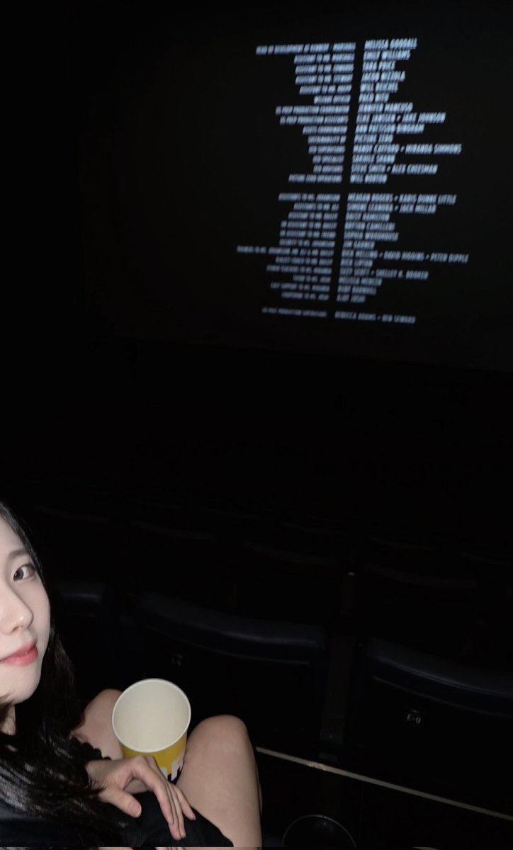 Viviannari's tweet photo. 안녕하세요 오랜만이예요!!
저는 이번주 토요일에 서코에 가요 ☺️
#서코 https://t.co/DmizqqHDnN